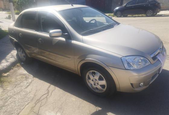 CHEVROLET CORSA 1.4 MPFI PREMIUM SEDAN 8V FLEX 4P MANUAL CHEVROLET CORSA 1.4 MPFI PREMIUM SEDAN 8V FLEX 4P MANUAL